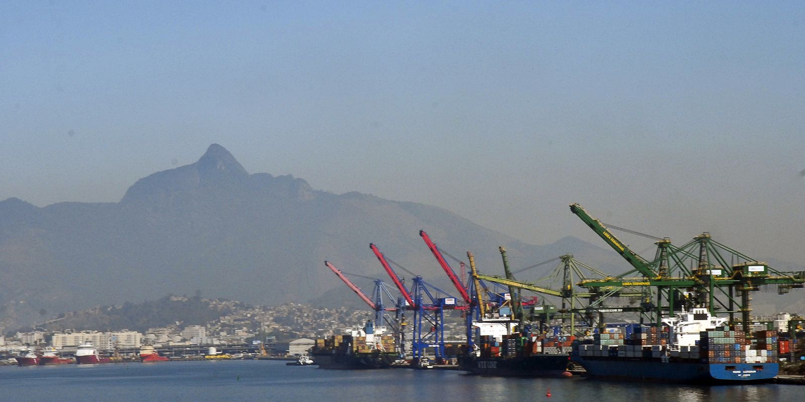 Balança comercial tem quarto melhor resultado para fevereiro