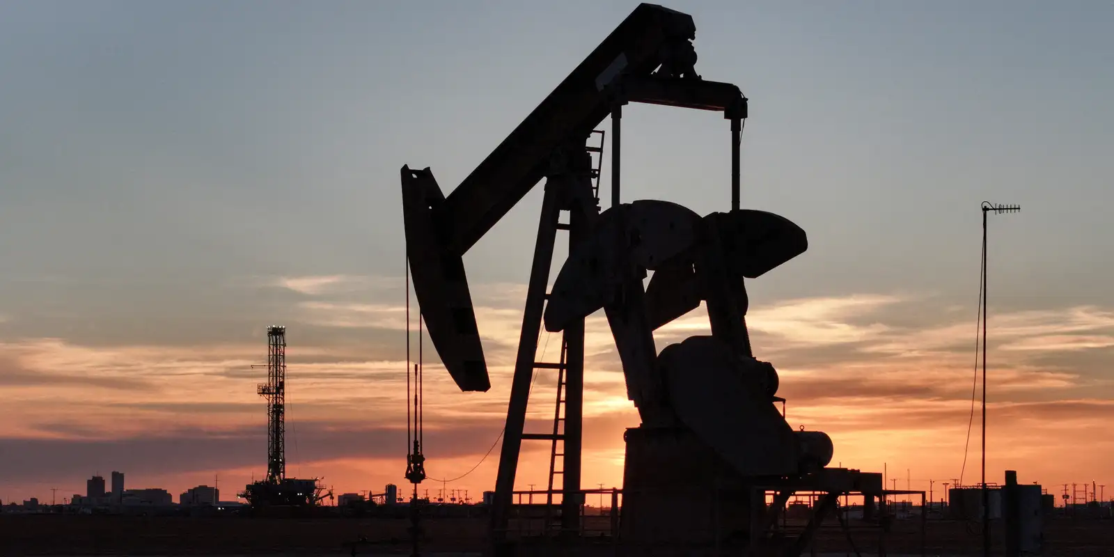Instabilidade geopolítica acelera busca por independência do petróleo