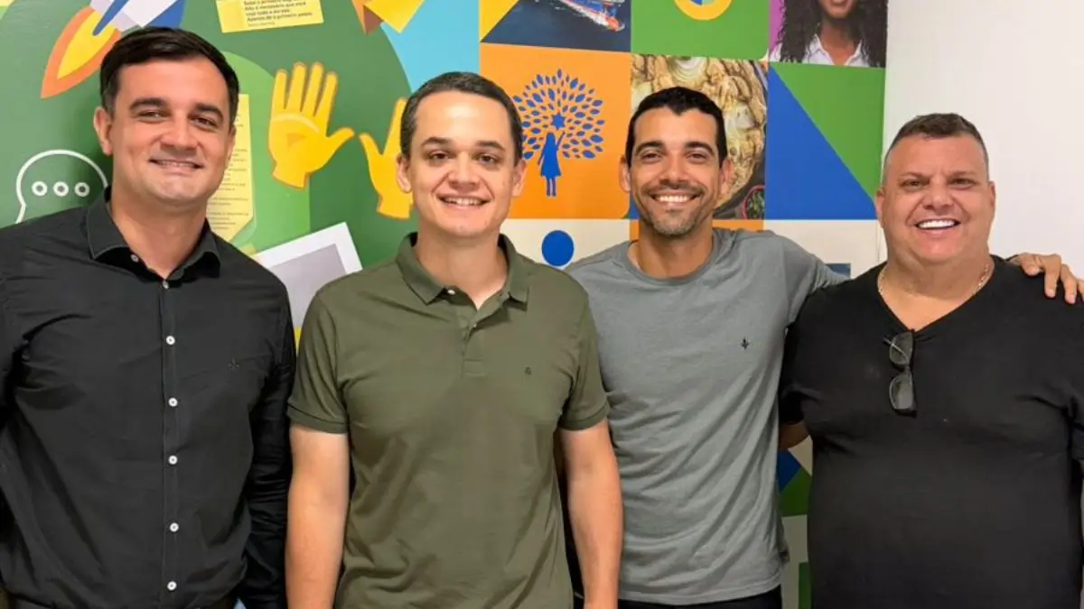 Lorenzo Pazolini e Erick Musso em encontro do Republicanos no ES