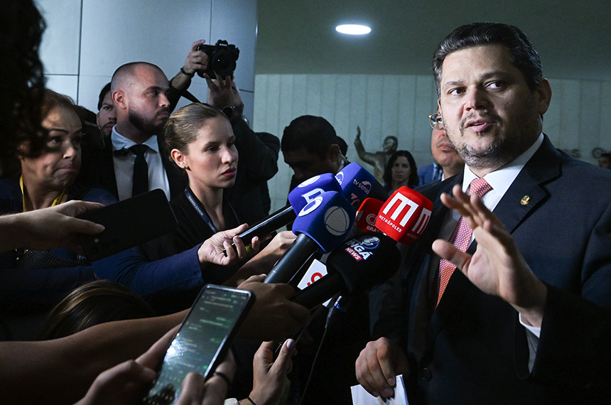 Davi Alcolumbre manifesta apoio a Jaques Wagner e defende presunção de inocência – Portal Momento